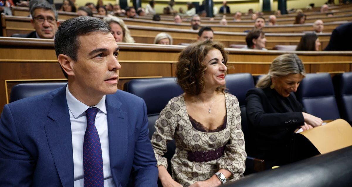 Últimas noticias de la actualidad política, en directo |  Feijóo amenaza con una investigación parlamentaria a la mujer de Sánchez