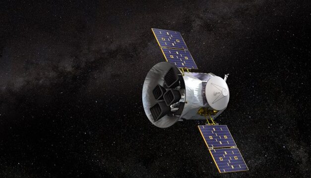 TESS de la NASA regresa a operaciones científicas