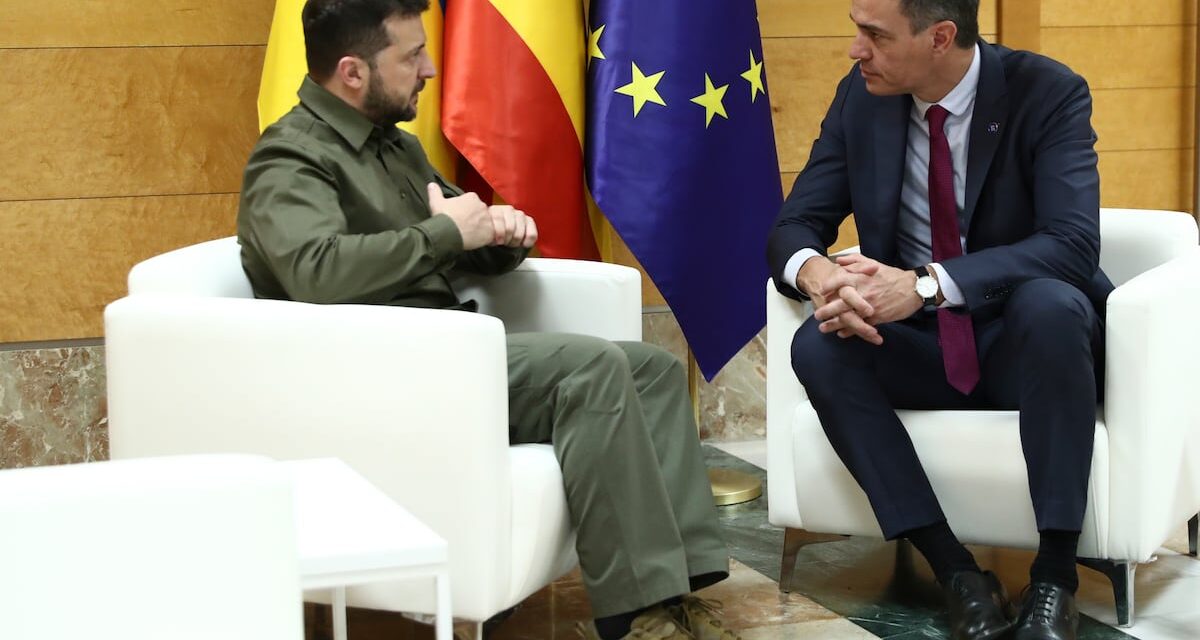 La visita de Zelenski a España, en directo |  El Rey acudirá al aeropuerto de Madrid para recibir a Zelenski en un gesto poco habitual con un mandatario extranjero |  internacional
