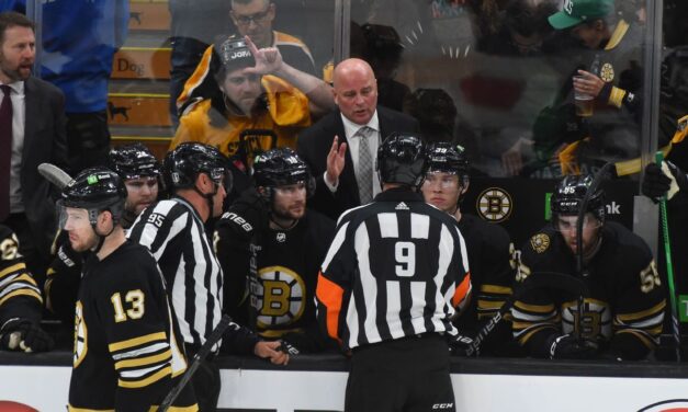 Montgomery asume la culpa cuando los Bruins están 2-1 ante los Panthers